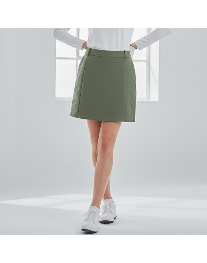 여성 UA골프 플레이 패디드 스코트_U4WWSK003-0504