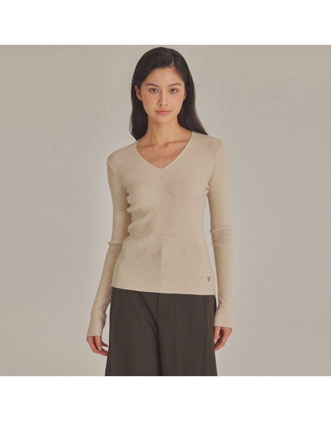 RIBBED V-NECK KNIT TOP_T423TP101