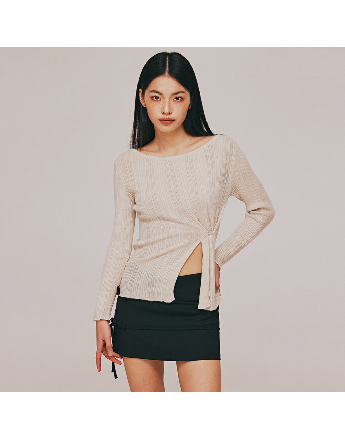 BUTTON-CLOSING BOTTOM SLIT KNIT TOP_T513TP105