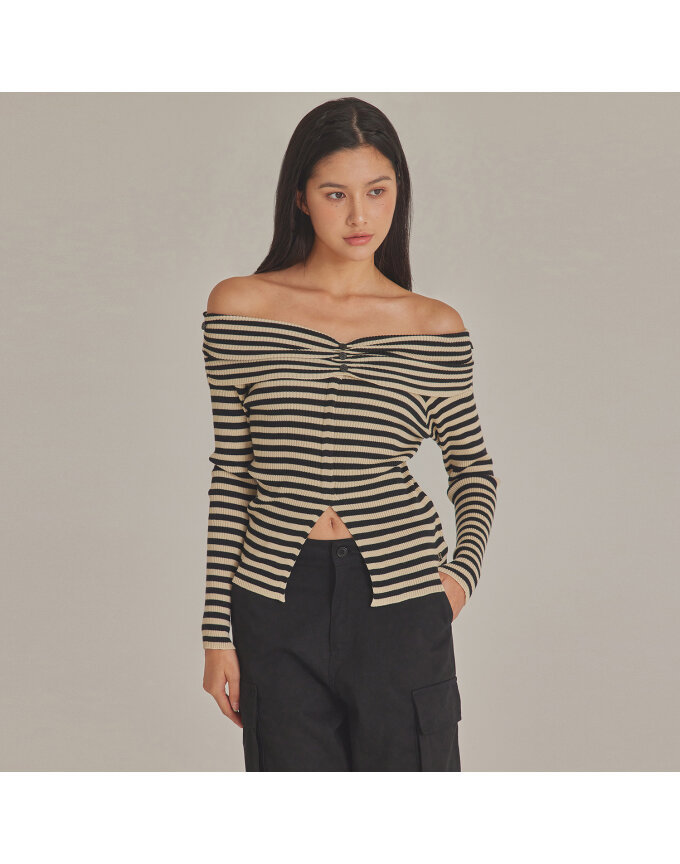 STRIPE OFF-SHOULDER KNIT TOP_T423TP104