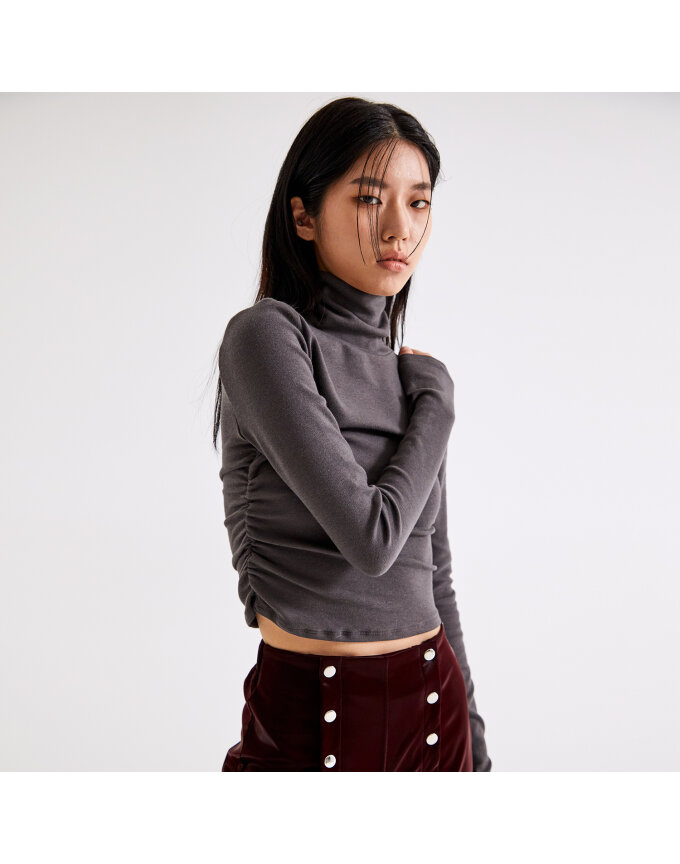 WINKLE POINT OVER NECK LONG SLEEVE TOP_T226TP140