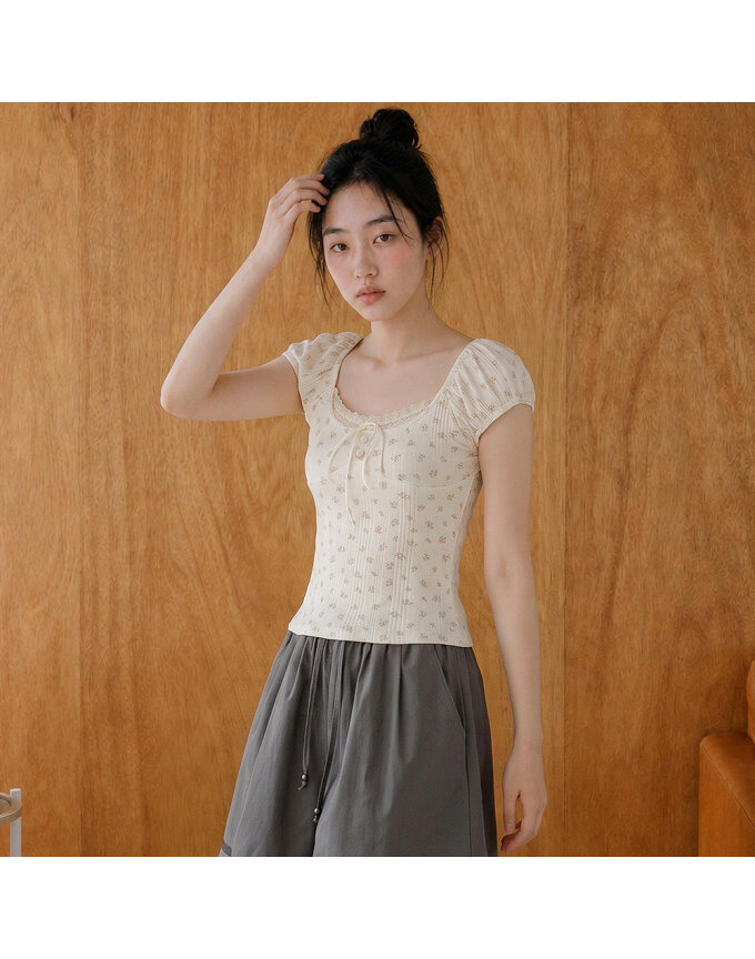 레이스 배색 플라워 골지 탑_T611TP236