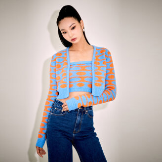 SIGNATURE COLOR BLOCK ARTWORK CARDIGAN_T226OT803