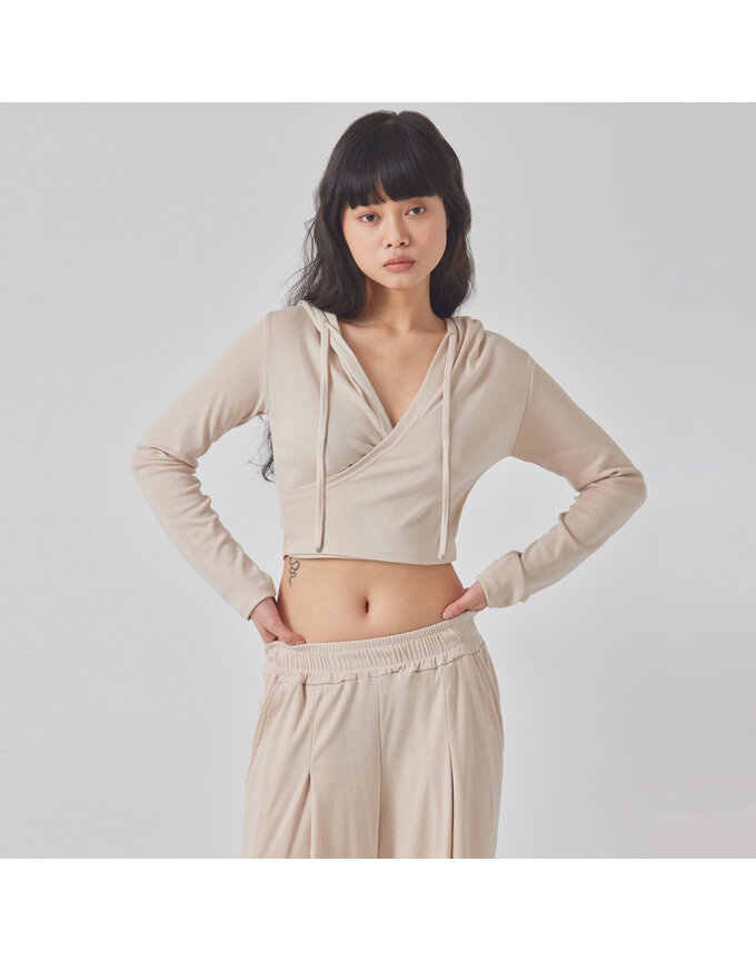 SOFT OVERLAPPED CROP HOODIE_T416TP116
