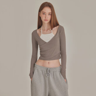 CONTRAST LAYERED RIBBED HALTER TOP_T426TP110