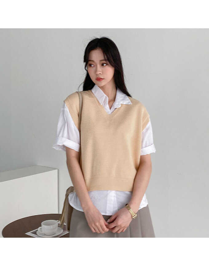 [모델리스트] 토니아 심플 V넥 베스트 (MESVT009)