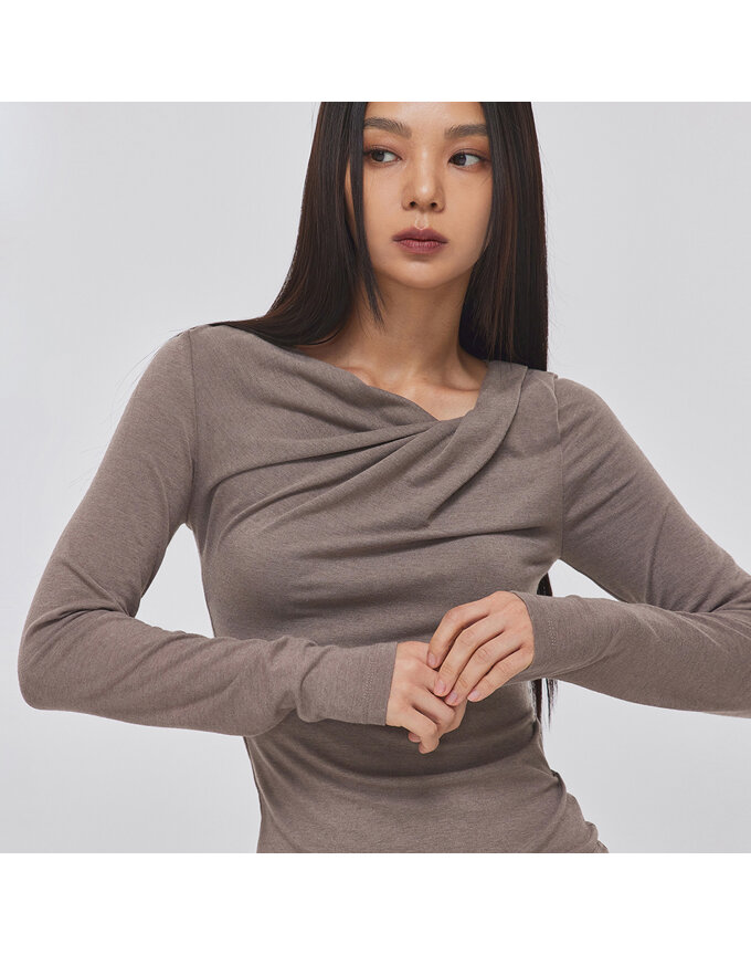 DRAPED SHOULDER LONG SLEEVE TOP_T326TP100