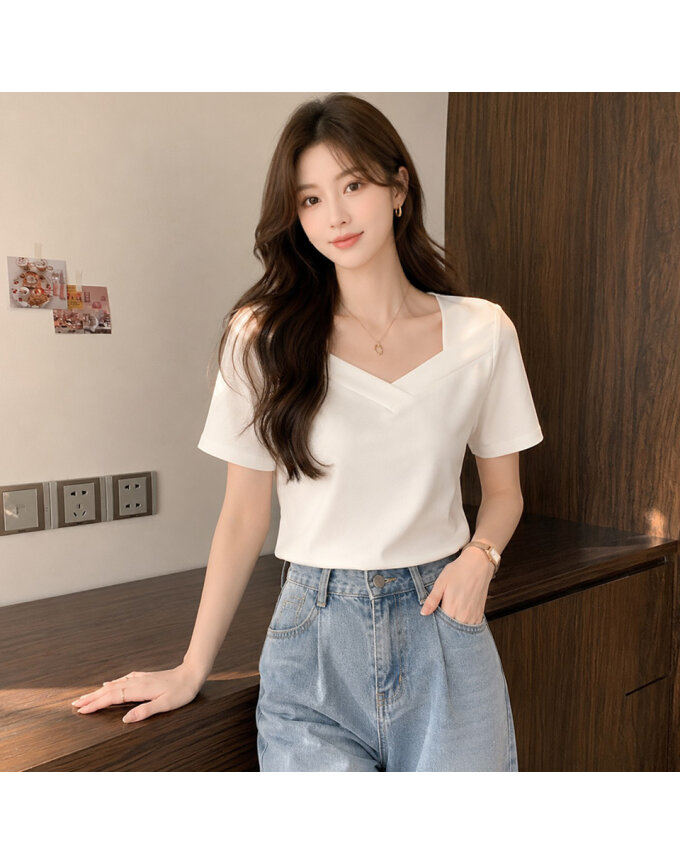 [귈림] 캐주얼 브이넥 반팔 크롭 티셔츠(G5MTS019P)