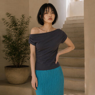 RELAXED FIT SHIRRED DROP SHOULDER TOP_T516TP111